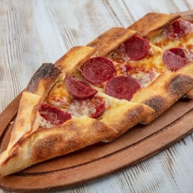 Sucuk Pide