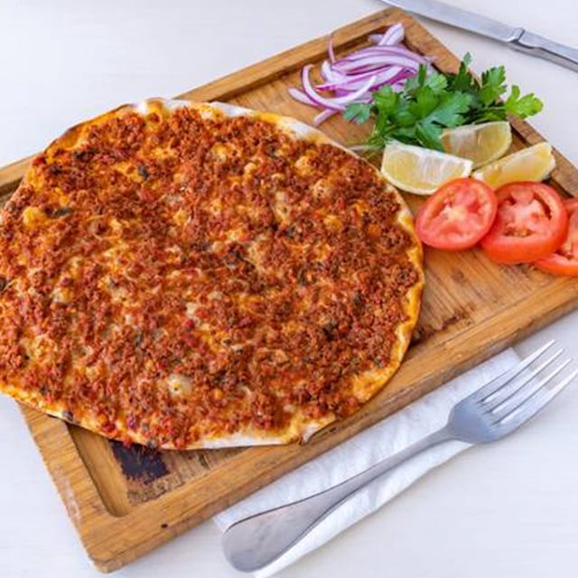 Lahmacun (2 pcs)